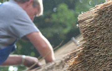 professional Kings Muir thatchers